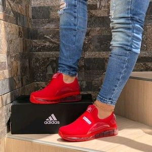 Meet your Posher, Dannytha